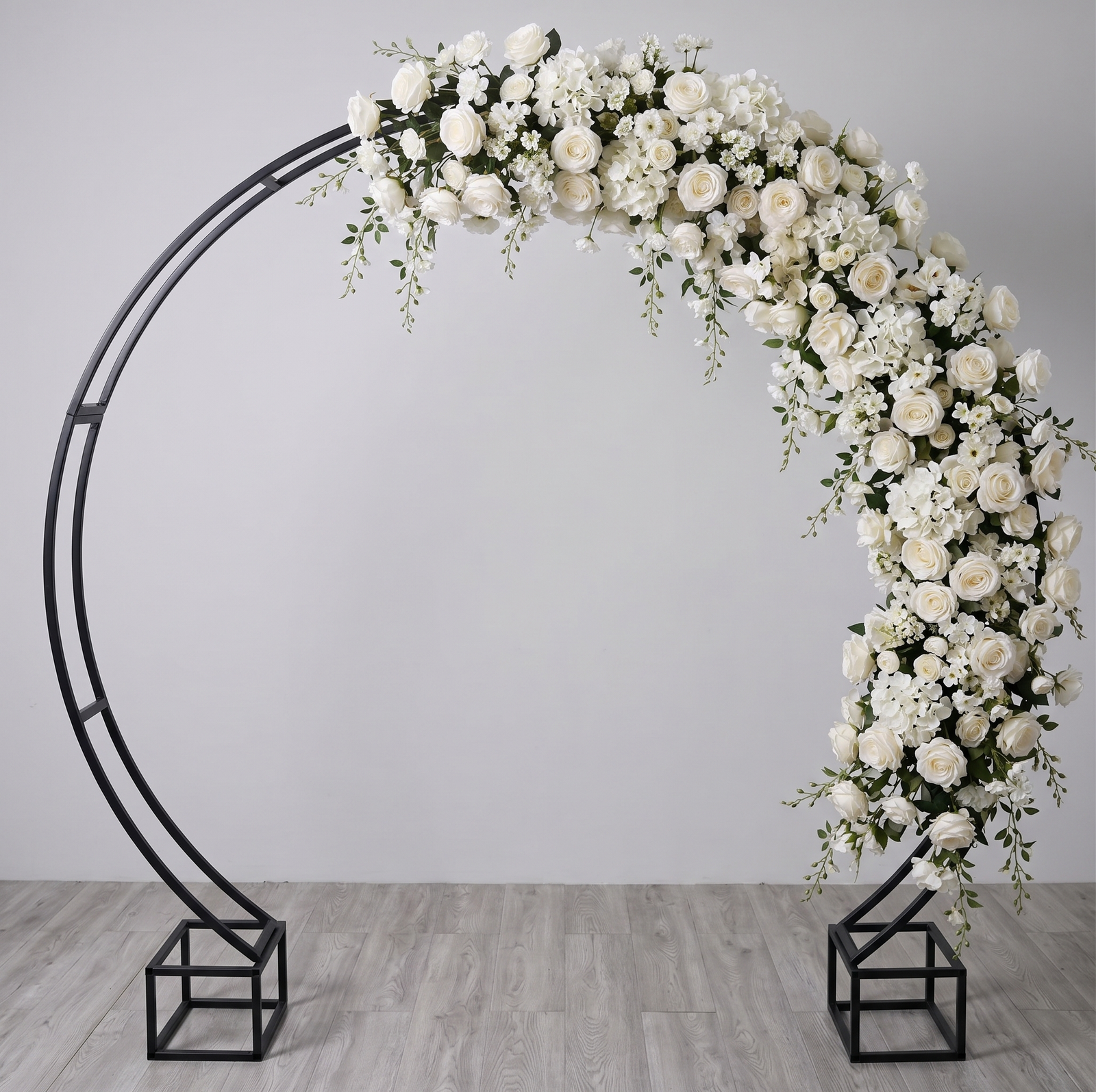 Round Circle Arch – Luxe Floral & Balloon Installation (7.5ft) - Image 7